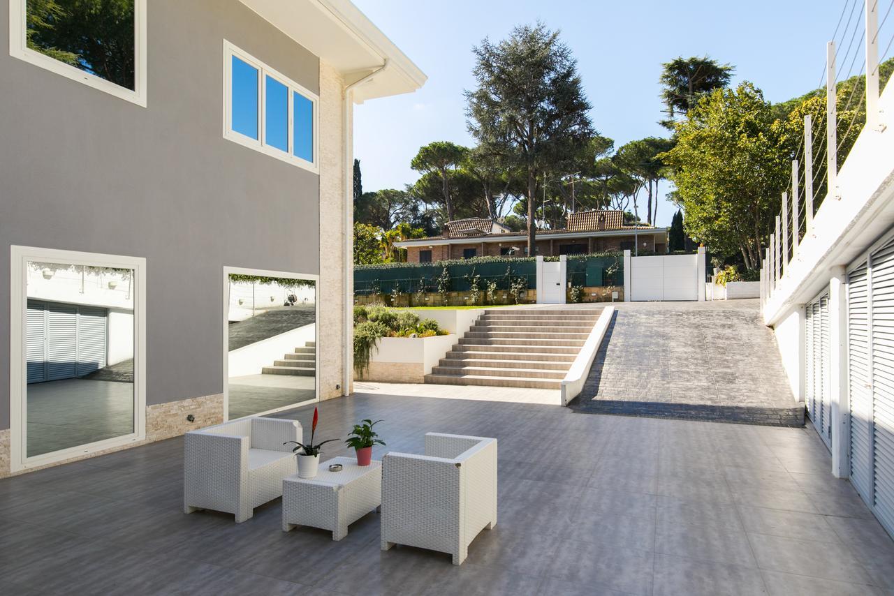 Niclas Luxury * Roma